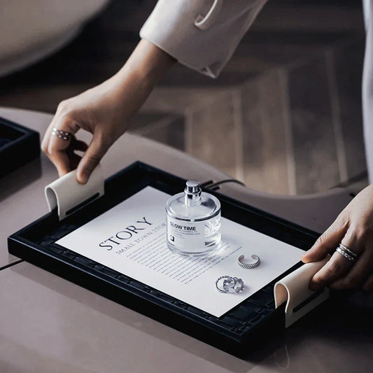 Schmucktablett aus nordischem Leder