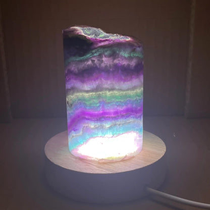 Lampe en cristal de fluorite arc-en-ciel naturel