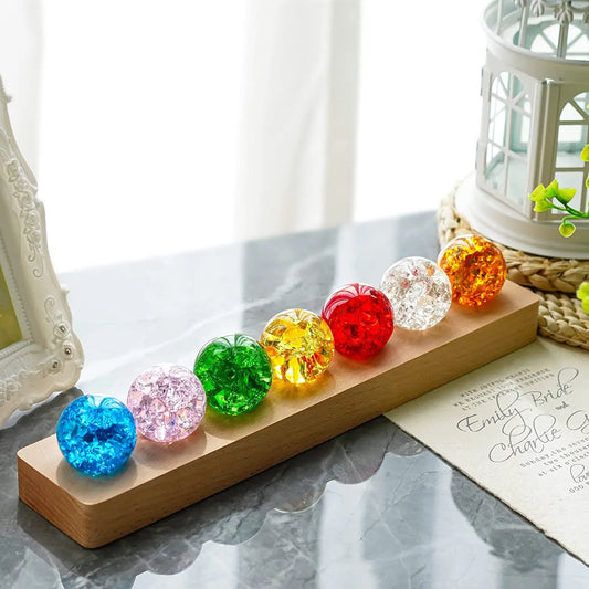 7 bolas curativas de chakras con soporte de madera LED