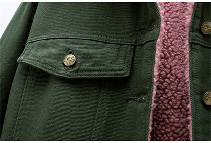 Veste en jean vert armée avec doublure en fourrure rose