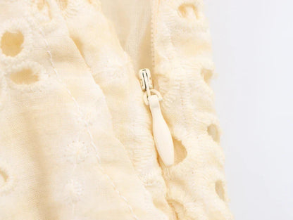 Khéline Hollow-Out Embroidery Shorts