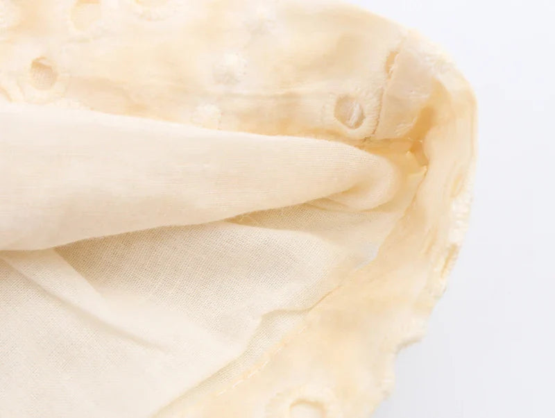 Khéline Hollow-Out Embroidery Shorts