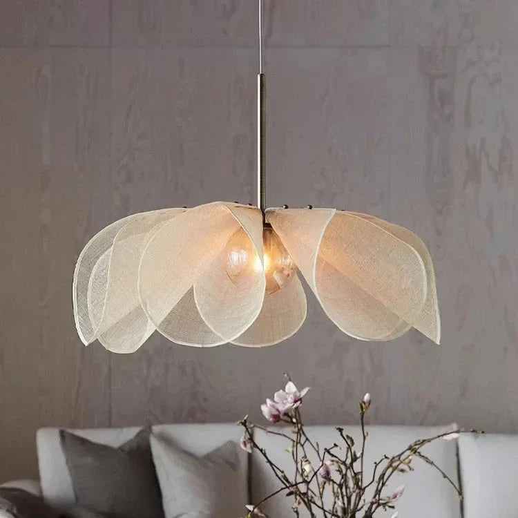 Petal Glow Pendant Light