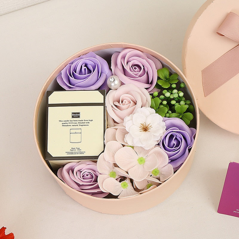 Coffret cadeau de bougie parfumée à la rose artificielle