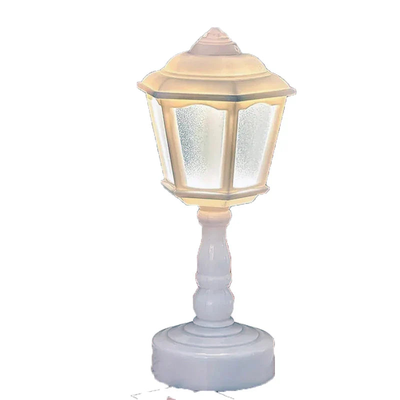 Vintage White Table Lamp