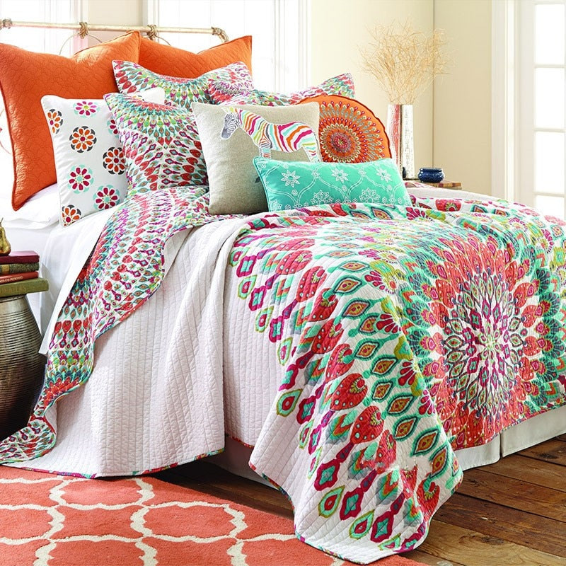 Peacock Feathers Bedspread Set