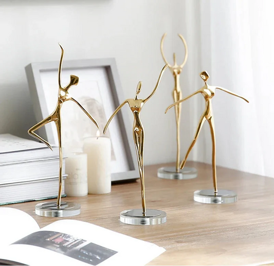 Figurines de danseuses de ballet en cuivre