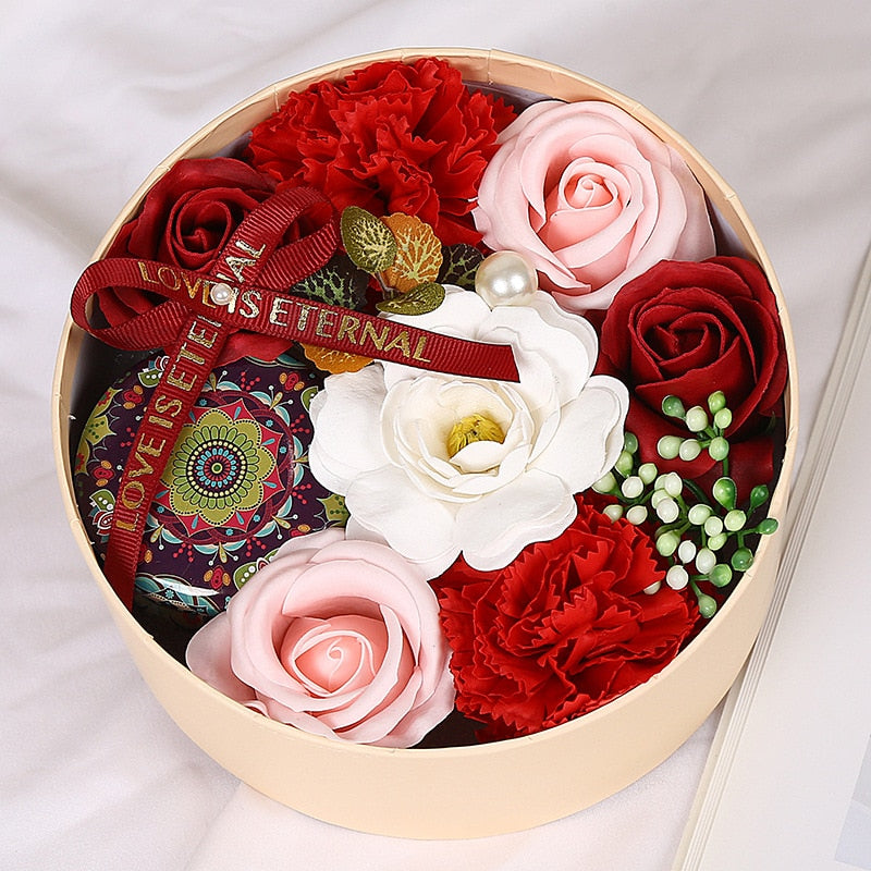 Caja de regalo con vela perfumada de rosas artificiales