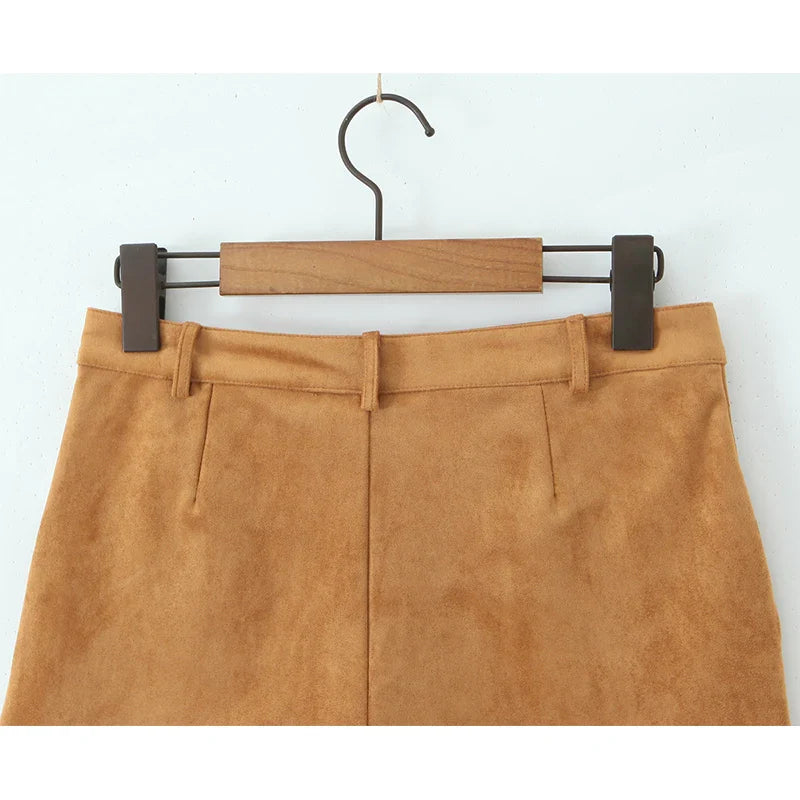 Suedelle Retro High-Waist Shorts