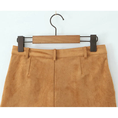 Suedelle Retro High-Waist Shorts