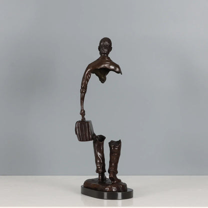Von Bruno Catalano inspirierte Bronzestatue eines Reisenden