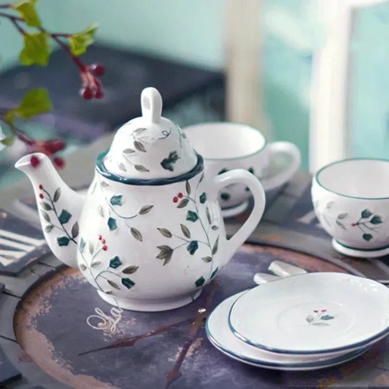 Winterberry Teapot Set