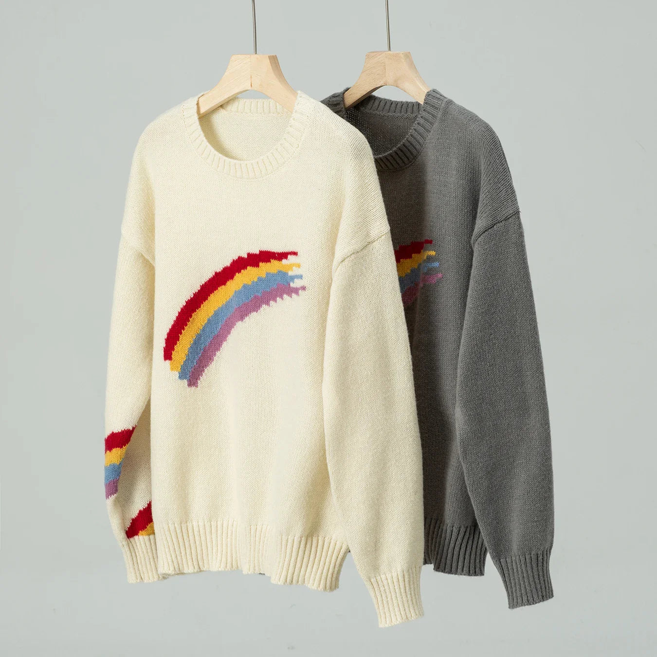 Sopra il maglione arcobaleno