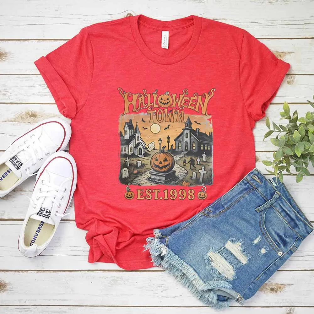 T-shirt graphique Halloweentown Est 1998