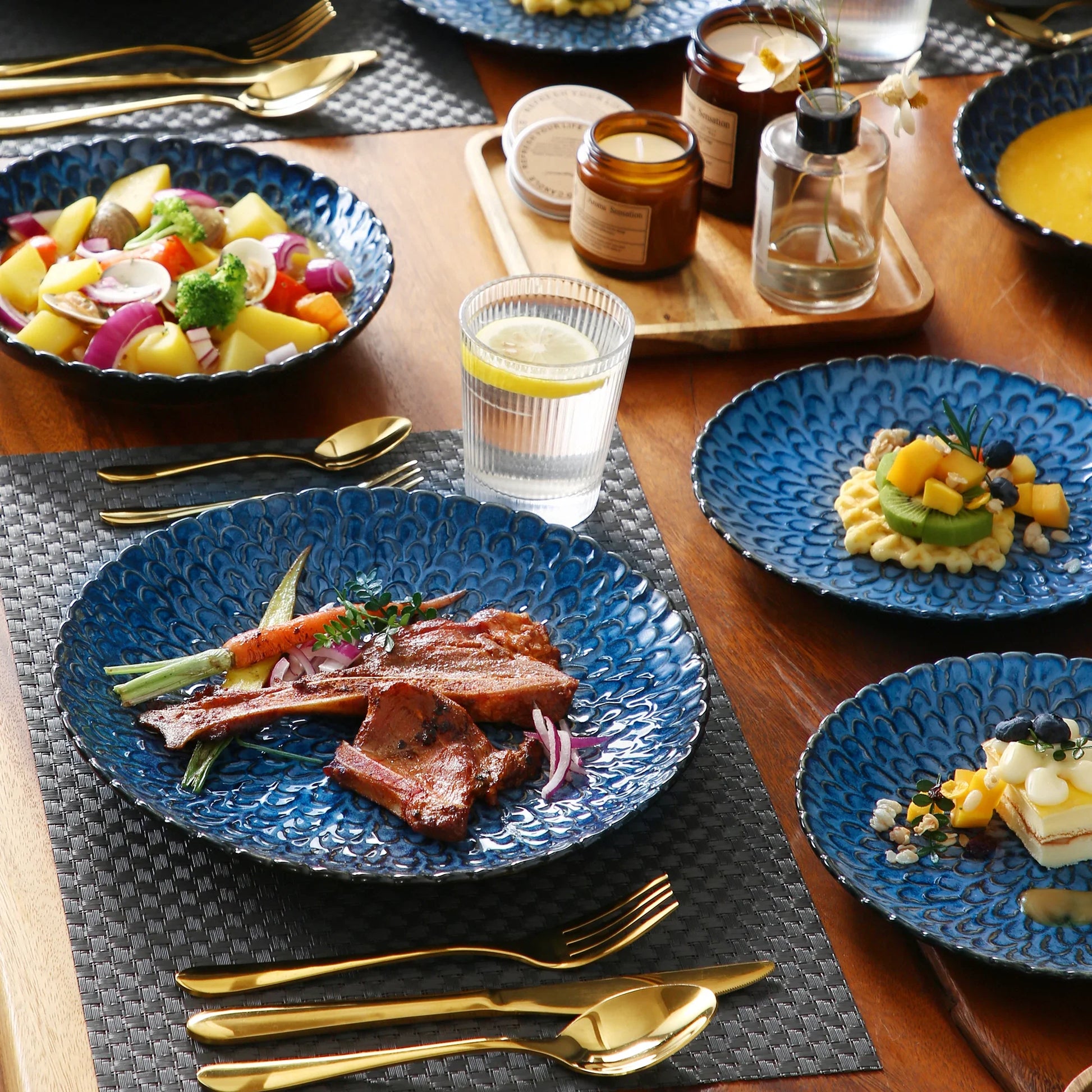 Chrysanthemum Dinnerware Set