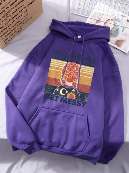 Gehen Sie Risiken ein, machen Sie Fehler, werden Sie chaotisch Hoodie