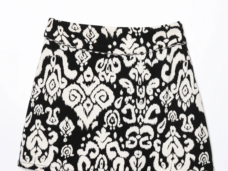 Monochique Ruffle Skort Shorts