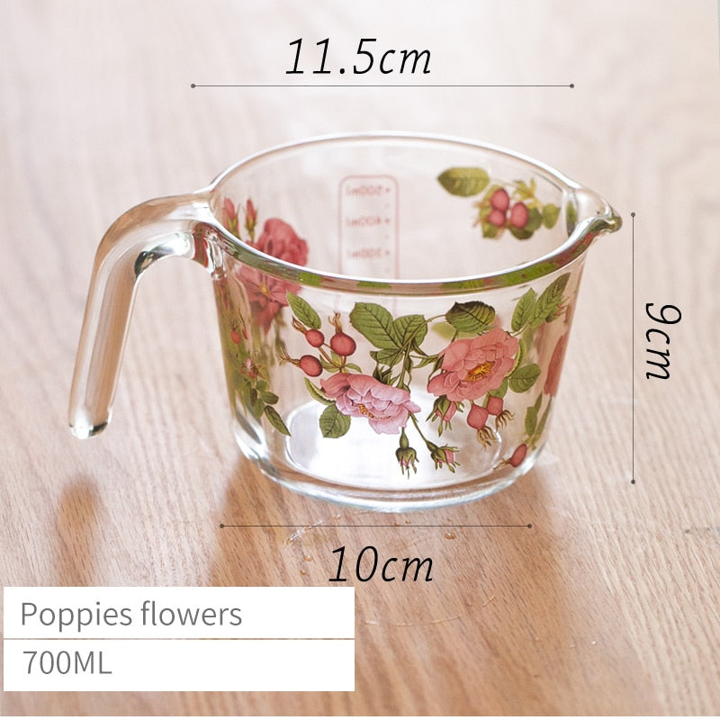 Retro Flowers Measuring Cup with Lid