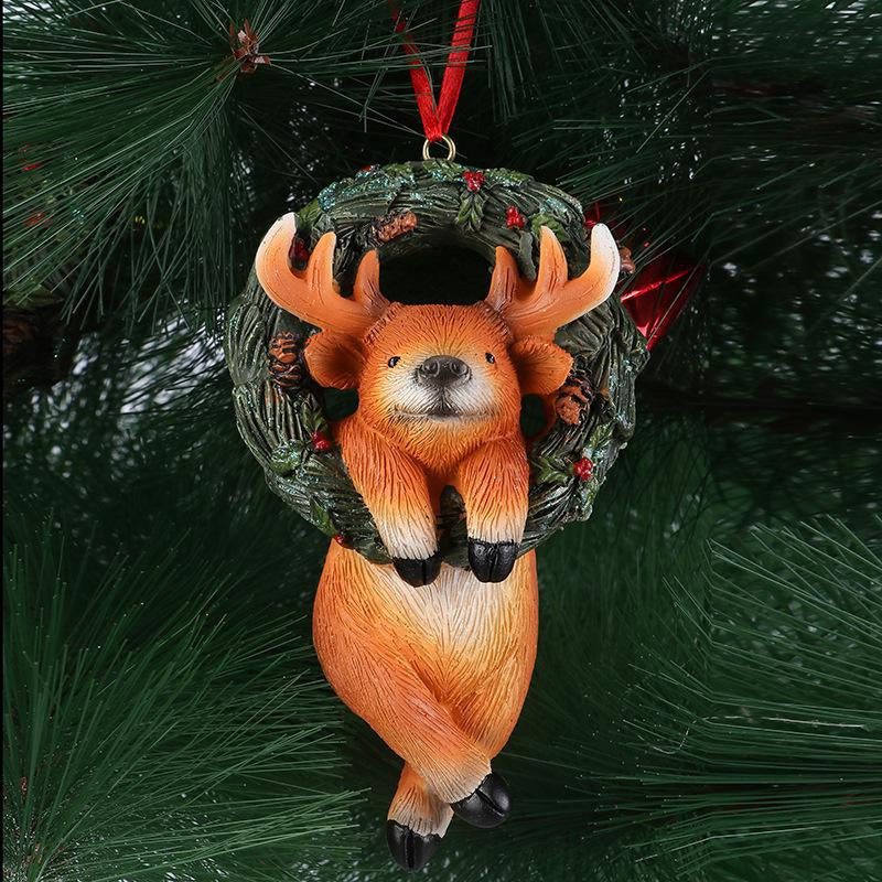 Cute Christmas Animals Wrapped In Wreath