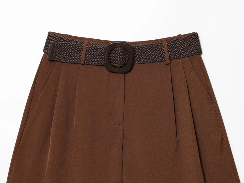 Ruvelle Belted Casual Shorts