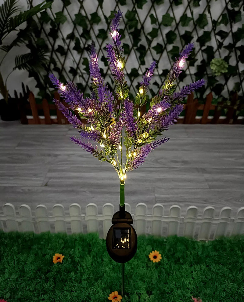 Luci solari da giardino alla lavanda