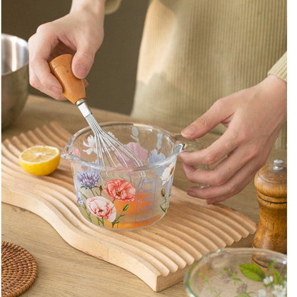 Retro Flowers Measuring Cup with Lid