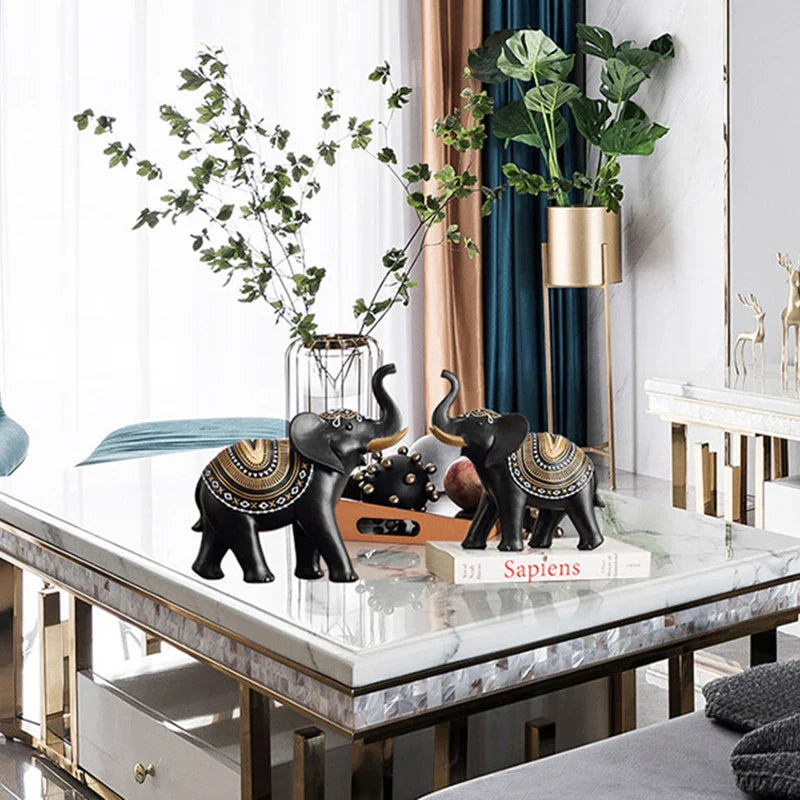 Elefantenfigur aus Harz