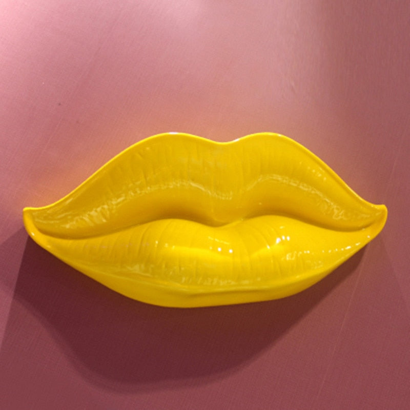 Lips Sculpture