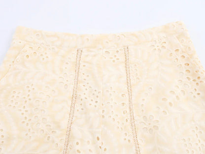 Khéline Hollow-Out Embroidery Shorts