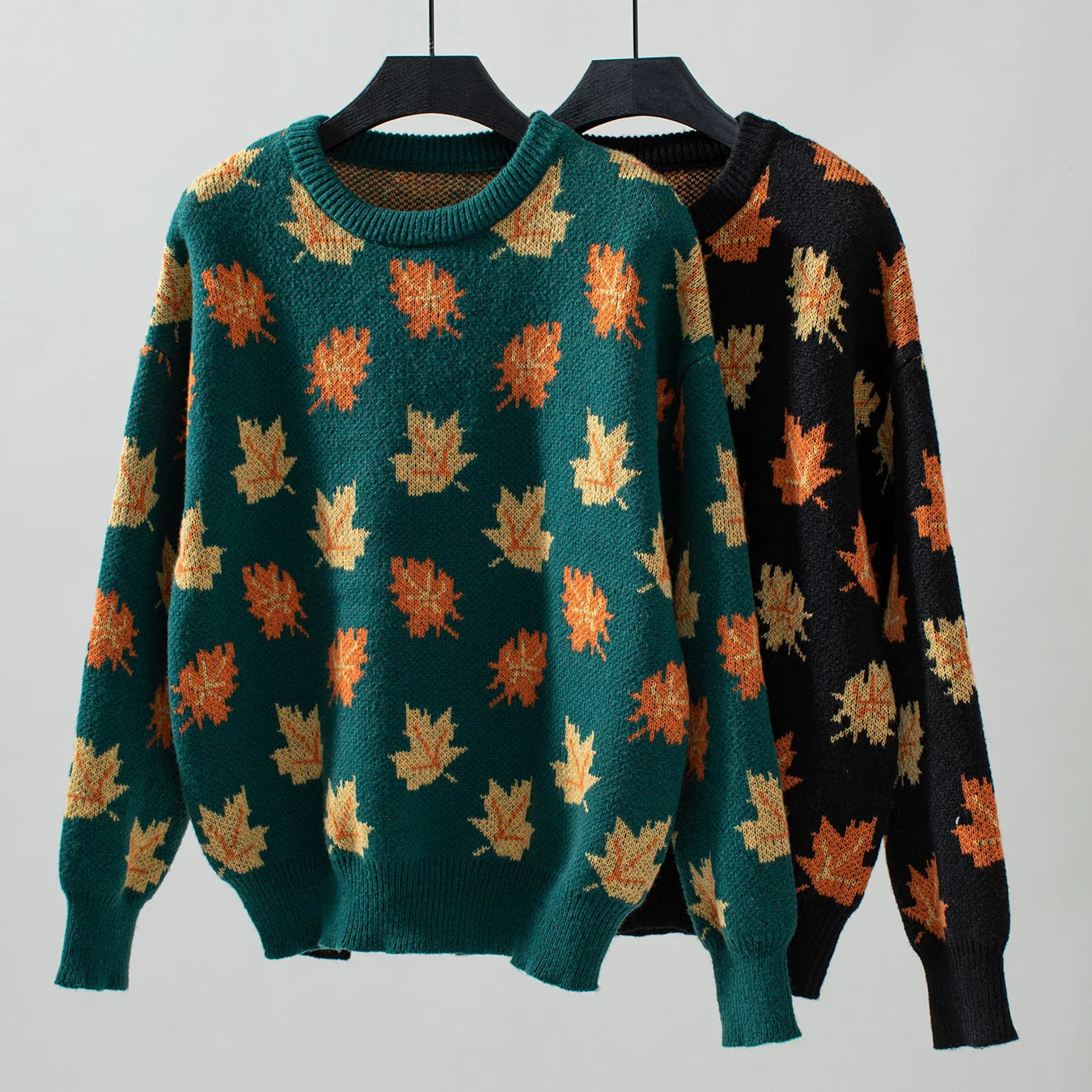 Pull tricoté à motif de feuille d'érable d'automne