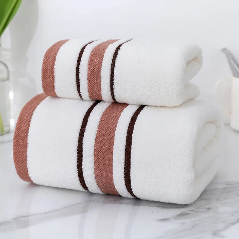 Lot de 2 serviettes de bain