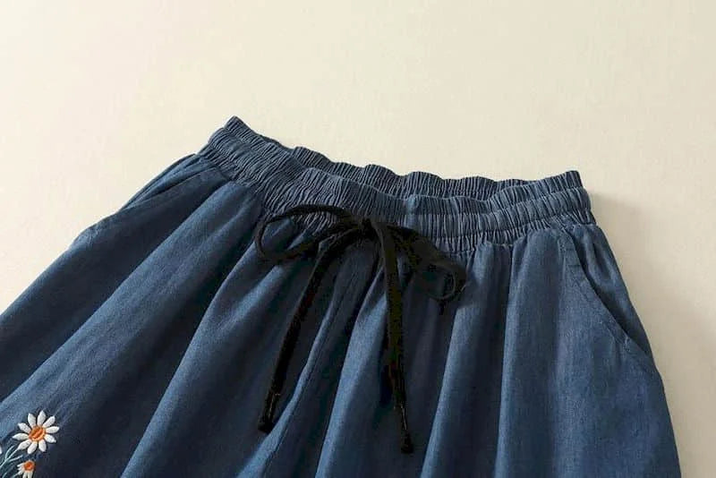 Denimelle Ruffle Waist Shorts
