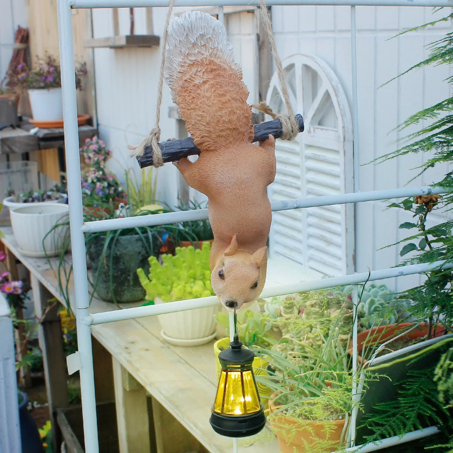 Oakglow Garden Squirrel Solar Statue