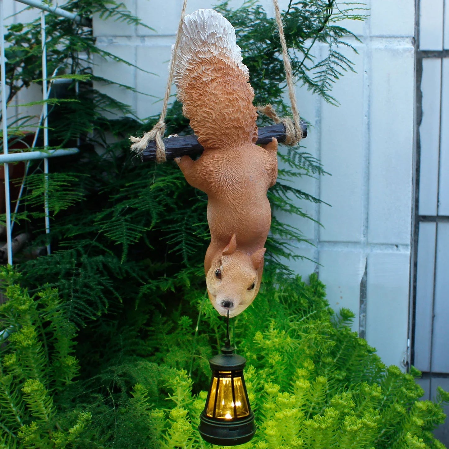 Oakglow Garden Squirrel Solar Statue