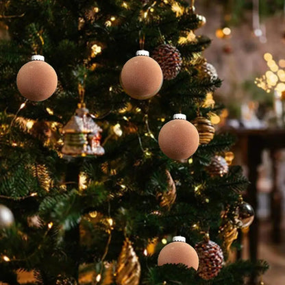 12 boules de Noël en velours.