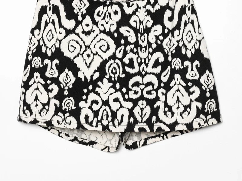 Monochique Ruffle Skort Shorts