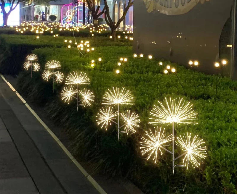 Luci solari dei fuochi d'artificio delle fate