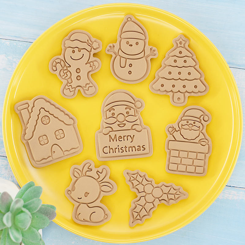 8Pcs 3D Christmas Cookie Mold