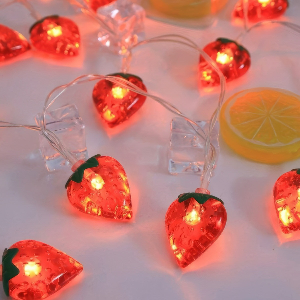 Erdbeer-Lichterketten