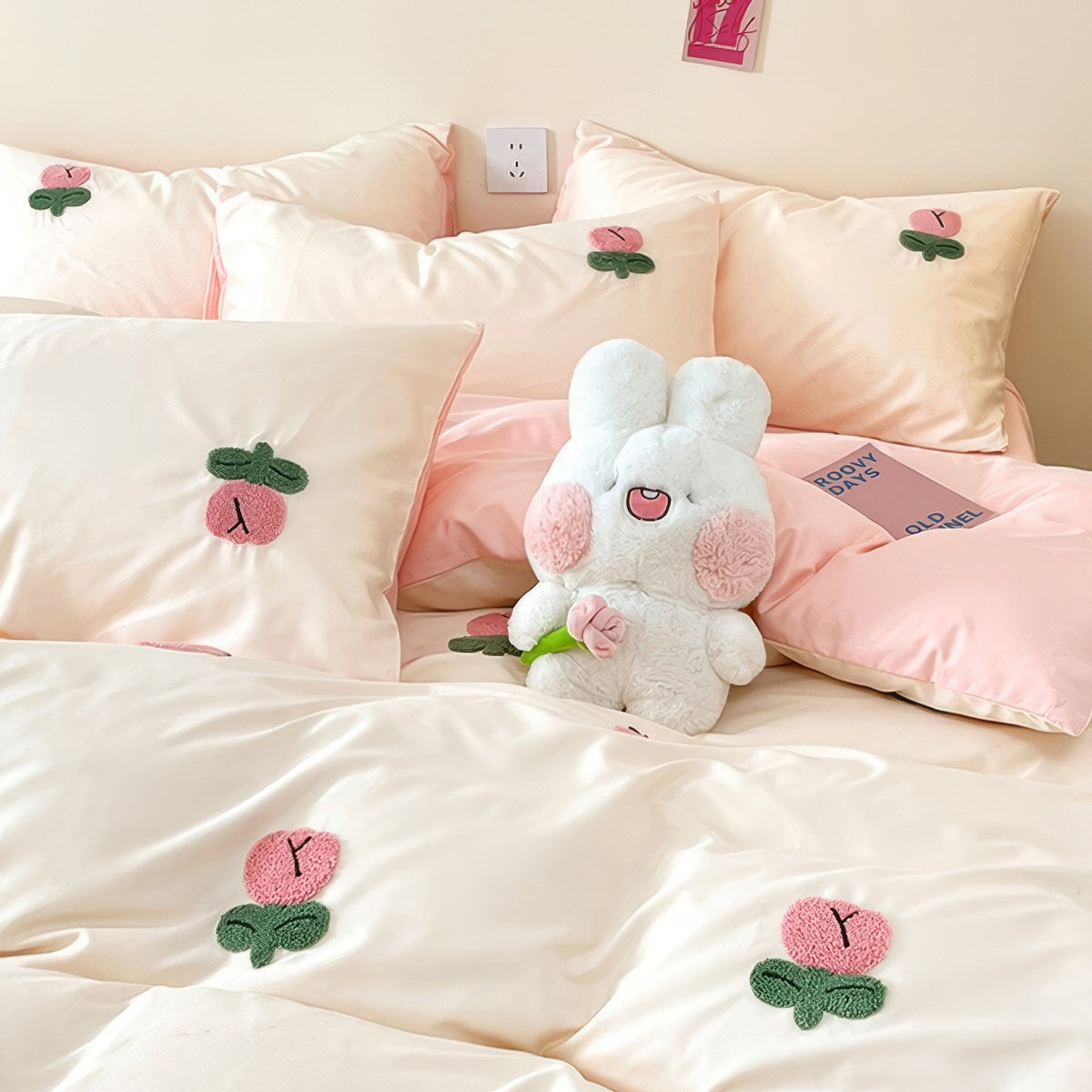 Tulip Flower Embroidered Bedding Set