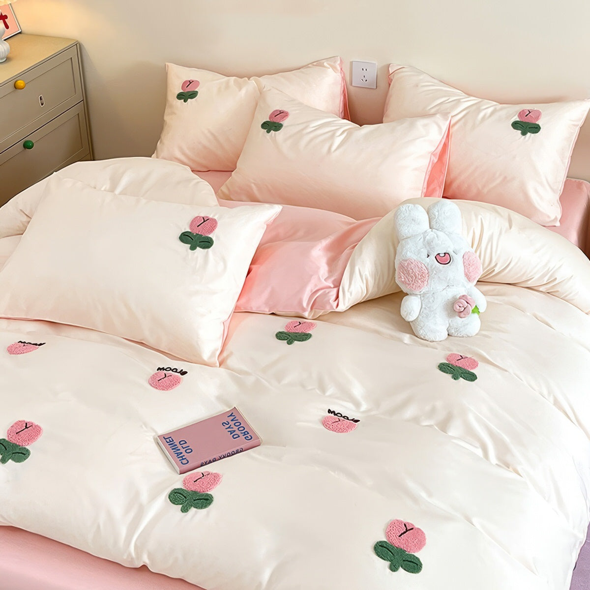 Tulip Flower Embroidered Bedding Set