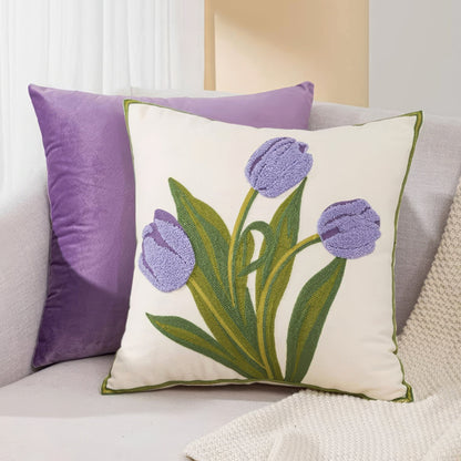 Housse de coussin brodée Jardin de tulipes