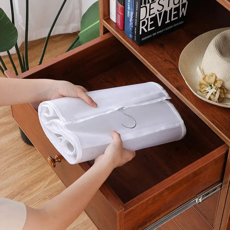 Closet Pulse Space Maximizers