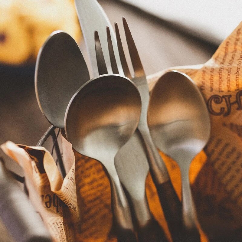 Stoviglie alimentari in legno, acciaio inossidabile opaco