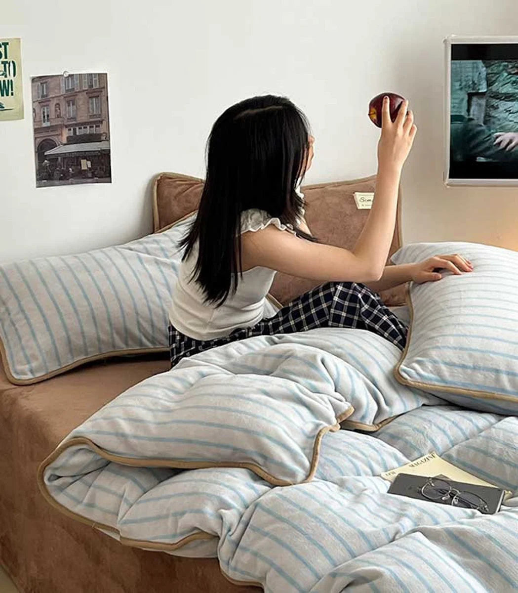Cozy Striped Flannel Fleece Bedding Set