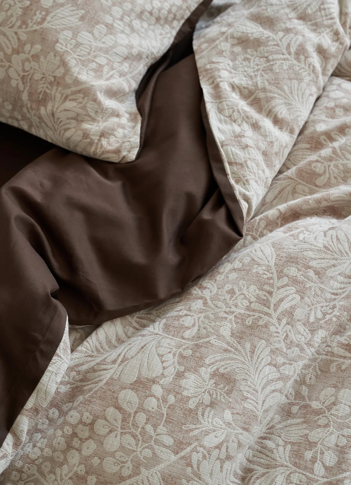 Jacquard Botanical Washed Cotton Bedding Set
