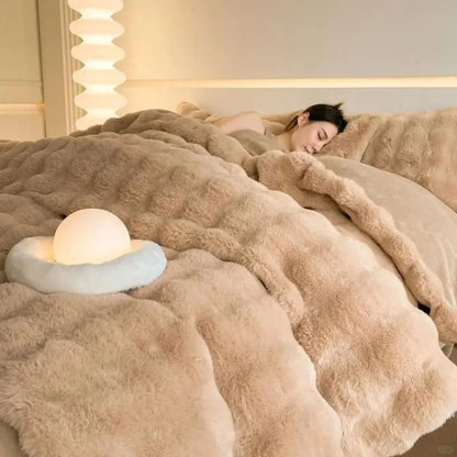 Plush Ruched Flannel Fleece Bedding Set