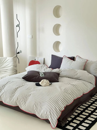 Soft Scalloped Striped Cotton Bedding Set