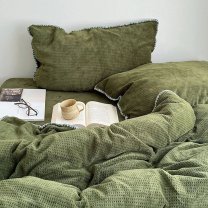 Plush Waffle Fleece Bedding Set with Crochet Trim