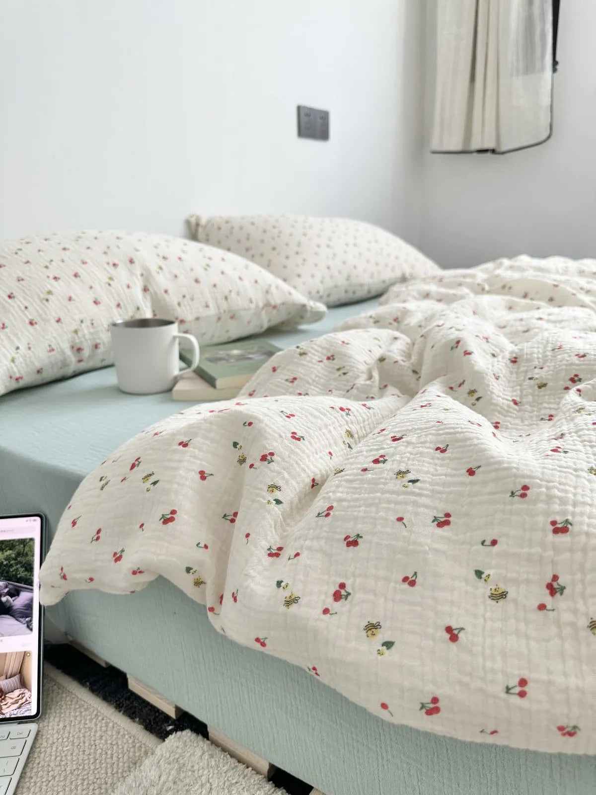 Textured Cherry & Bee Print Washed Cotton Bedding Set